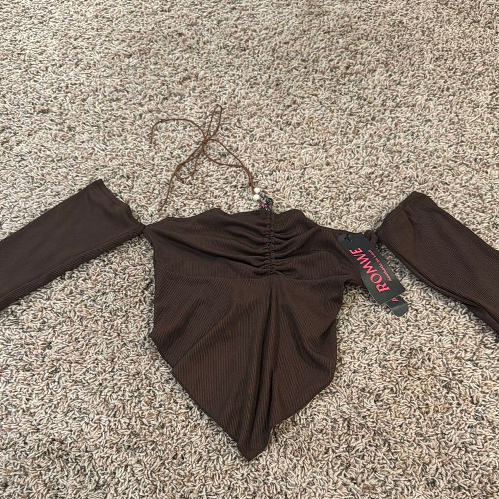 ROMWE Brown Off-Shoulder Top